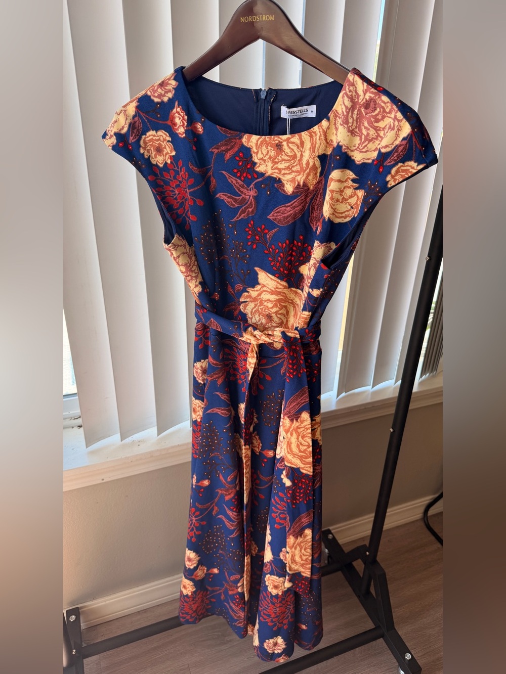 🌹 NWT DressTells Navy Floral Belted Midi Dress | Size M | Vintage-Inspired